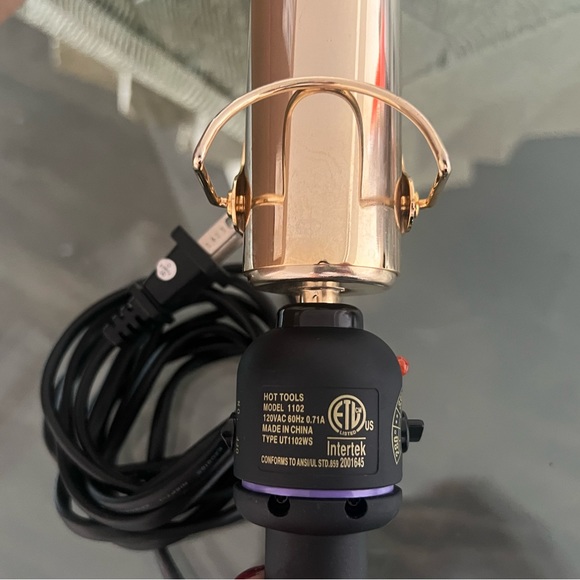 Hot Tools Pro Artist 24K Gold Curling Iron | (1-1/2 in) - Picture 6 of 6